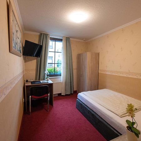 Hotel Am Rathaus Menden Extérieur photo