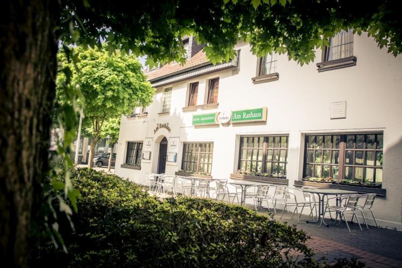 Hotel Am Rathaus Menden Extérieur photo