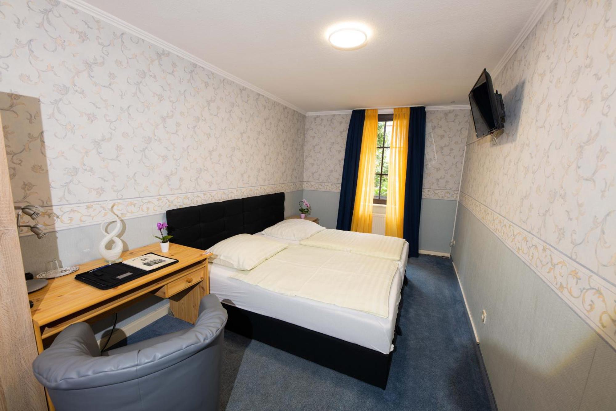Hotel Am Rathaus Menden Extérieur photo