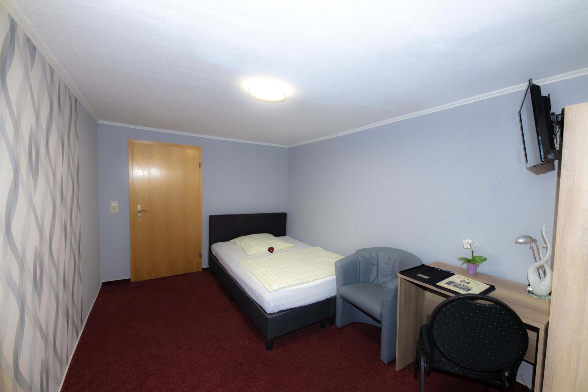 Hotel Am Rathaus Menden Extérieur photo