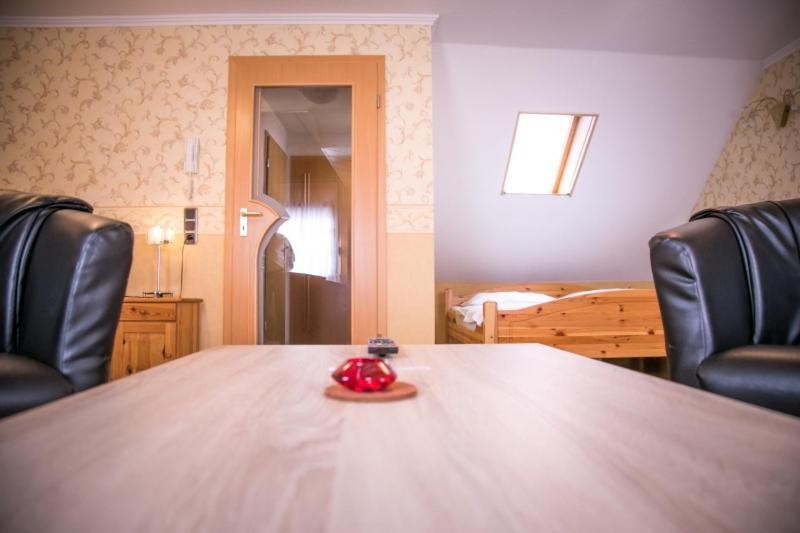 Hotel Am Rathaus Menden Extérieur photo